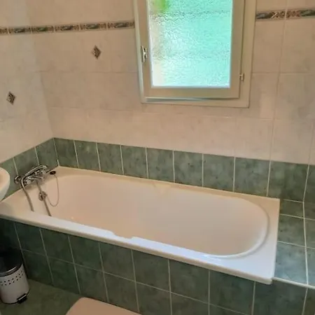 Entier Chez Helene Дом отдыха Sainte-Gemme-Martaillac